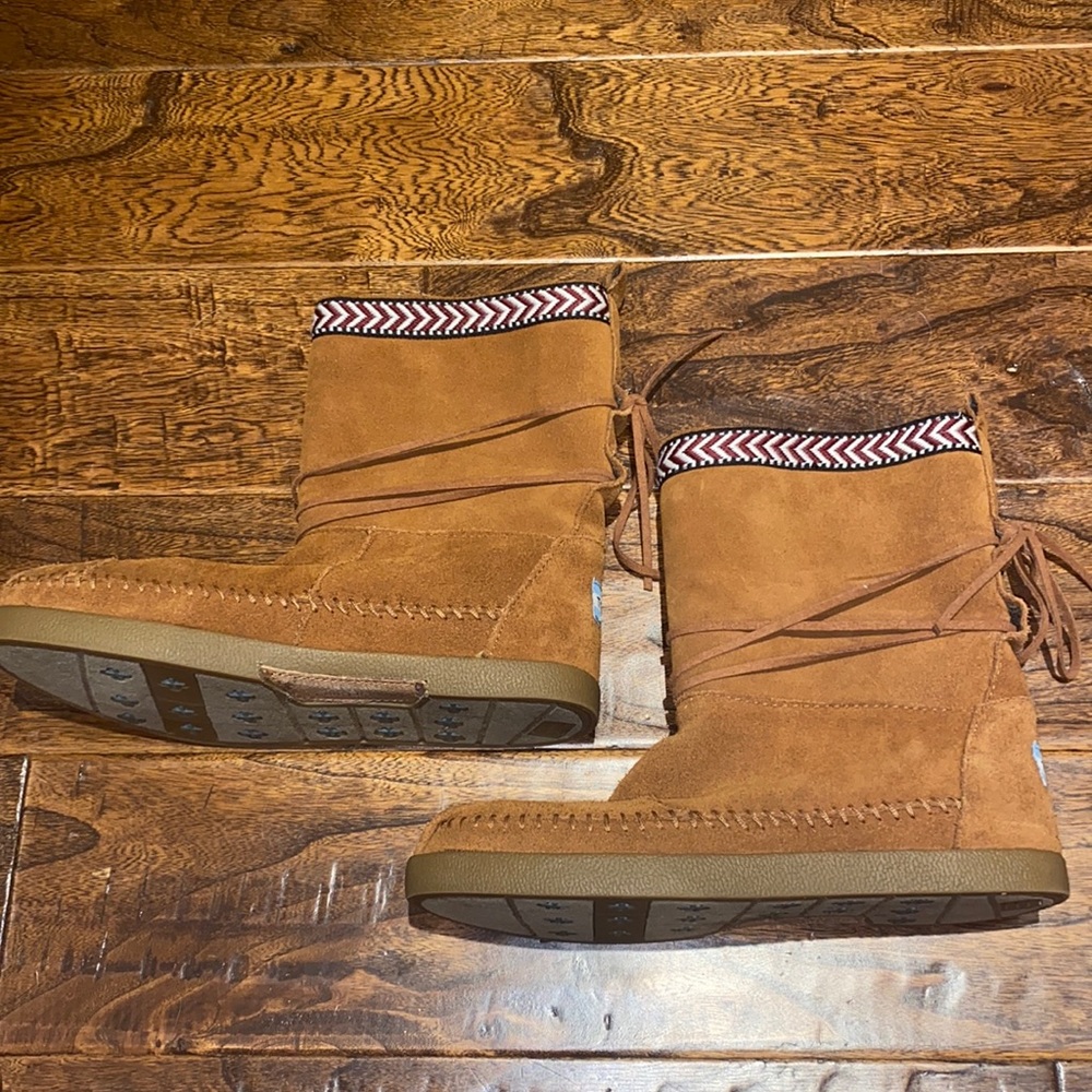 Toms Nepal Boots